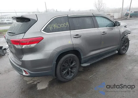 2019 Toyota Highlander Le z USA, uszkodzony, nr VIN 5TDBZRFHXKS929001
